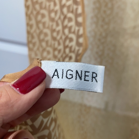 Etienne Aigner 100% Silk Logo Long Scarf - Picture 9 of 10